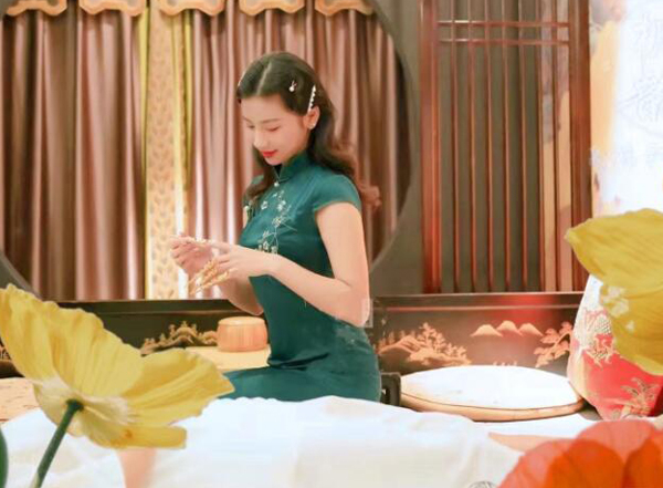 月初去成都青白江桑拿私人会馆,花样真是惊呆我了