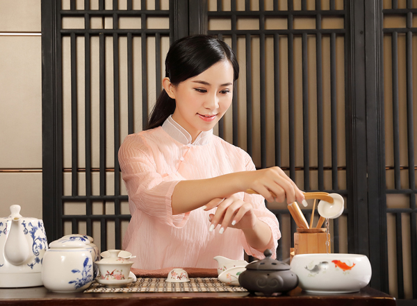 经常去成都青白江靠谱男士会馆，这家私藏已久的店推荐给你